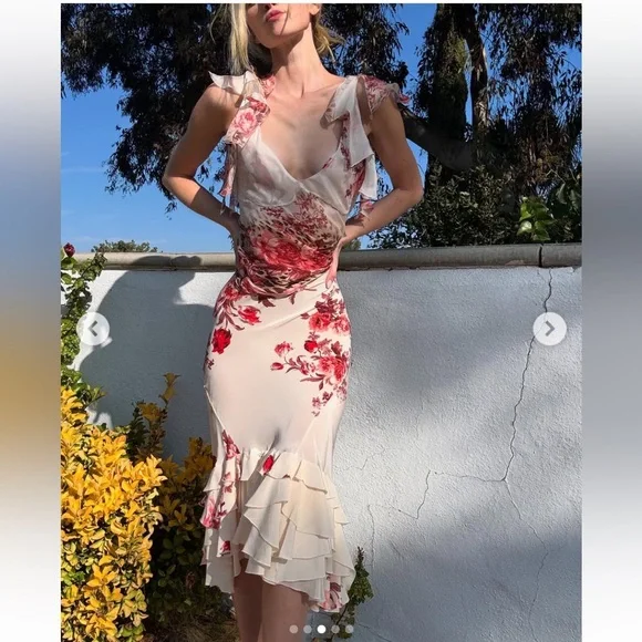 Roberto Cavalli Silk Ruffle Floral Flutter Top - Picture 2 of 14